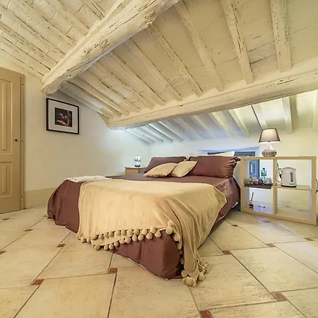 לינה וארוחת בוקר Borgo Agli Scudi Suite&breakfast 3*