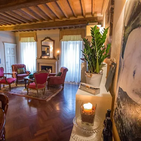 Borgo Agli Scudi Suite&breakfast Bed & Breakfast 3*